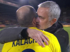 Моуринью рассекретил грубое слово, которое ему во время матча крикнул Калачев 