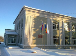 Экс-директора школы в Ростовской области осудили за «мертвые души»