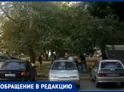 В Ростове взрослый мужчина накинулся с кулаками на подростков