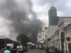 В Ростове сгорели ларьки в районе Центрального рынка