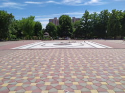 Власти Ростова рассказали о причинах отключения светомузыкального фонтана на Аллее Роз