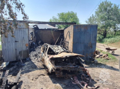 В Старочеркасской из-за зажигалки 24-летний парень получил ожоги в гараже