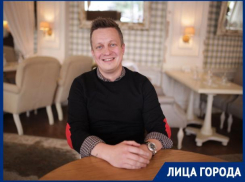 Совладелец ресторанов «ОнегинДача» и London Pub Роман Панченко: «Официант может зарабатывать по сто тысяч. Но приходится пахать»