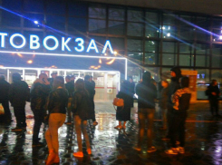 Полиция проверяет информацию о заминировании автовокзала в Ростове