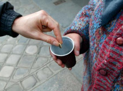 Многодетная мать в Ростовской области больше года заставляла своих детей попрошайничать