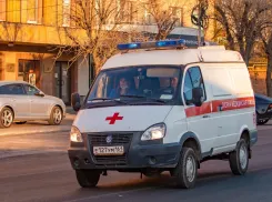 Смертельное ДТП в Шахтах: автомобиль врезался в столб на большой скорости
