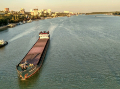 Из-за сильного ветра уровень Дона у Азова может превысить неблагоприятную отметку