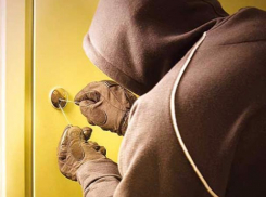 Подлое «компьютерное» преступление совершил 25-летний житель Донецка