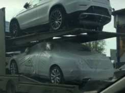 Невероятное восхищение от запакованных Mercedes показал на видео «провинциал» из Ростова