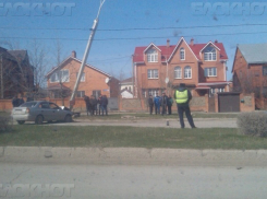  В Ростовской области из-за неисправной педали водитель врезался в ЛЭП 