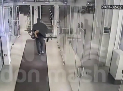Появилось видео стрельбы в торговом центре Ростова
