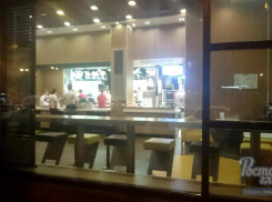 Клиенты ростовского «Макдоналдса» пожаловались на дефицит еды в центральном ресторане города