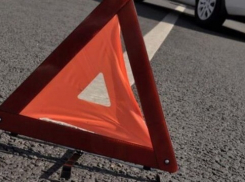 В Ростовской области столкнулись ВАЗ и «Тойота Камри»: пострадали четверо