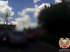 Несовершеннолетний без прав протаранил патрульный автомобиль ДПС и несколько авто под Ростовом
