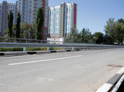 Масштабный ремонт дорог в Ростове начали с улицы Текучева