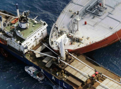 Не поделили реку: танкер протаранил сухогруз в Ростовской области 