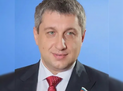 В Батайске скончался главврач стоматологической поликлиники и депутат Александр Камуз
