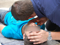 Во время разминки к соревнованиям по самбо у 12-летнего мальчика остановилось сердце под Ростовом