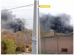 В Таганроге произошел крупный пожар в промзоне