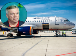 Самолет с губернатором Голубевым не смог приземлиться в Платове