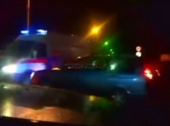 Скорую помощь с тяжелобольным ребенком протаранил автомобиль в Новочеркасске