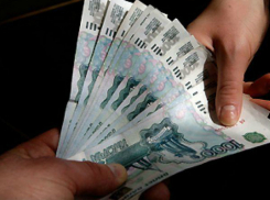 Экс-начальник железнодорожной станции в Таганроге оказался на скамье подсудимых за коммерческий подкуп