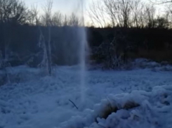 Видео бьющего из-под земли фонтана в Ростовской области показали на федеральном телеканале