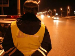 Крупный штраф выплатит инспектор ГИБДД за мелкое взяточничество на дорогах в Ростовской области