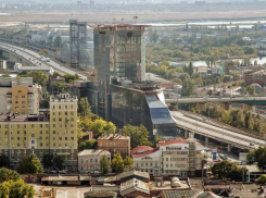 Логвиненко не исключил снос недостроенного отеля Sheraton в Ростове
