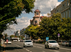 В воскресенье в Ростове ожидается жара до 37 градусов и сильный ветер