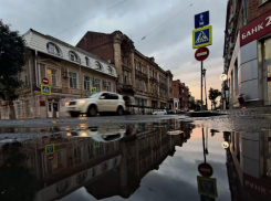 В ГИБДД призвал ростовских водителей воздержаться от поездок из-за ливня