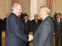 Голубев, Кушнарев, министры и депутаты прилетели к Лукашенко