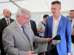 В Ростове-на-Дону началось строительство завода по производству ноутбуков за 8 млрд рублей 