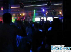 В ростовском ночном клубе едва не сгорели заживо два посетителя