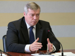 Википедия: ростовский губернатор Василий Голубев отправлен в отставку 8 октября