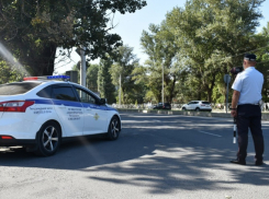 Восемь человек пострадали в ДТП с военным грузовиком и маршруткой в Ростовской области 