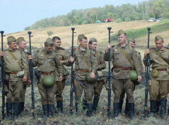 Военные из зоны СВО приняли участие в реконструкции боев в Ростовской области