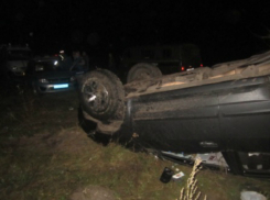 «Удачный» угон внедорожника закончился эпичным опрокидыванием в кювет для жителя Ростовской области