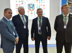 Ростовский министр сельского хозяйства на выставке в Москве скрыл провальные цифры по отрасли