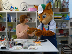 Не мусор, а произведение искусства: расскажем, как в Ростове дарят вторую жизнь стеклянным бутылкам