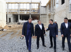 Подрядчику дали последний шанс завершить строительство школы в Аксае  
