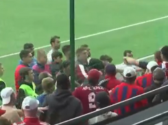 Двоих футболистов «Ессентуков» дисквалифицировали после драки с болельщиками ростовского СКА