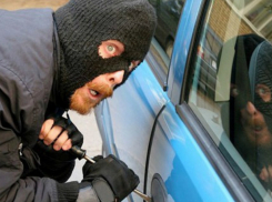 Дерзкую кражу и угон в Батайске совершили двое рецидивистов из Ростовской области