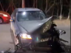 В Ростове произошло страшное лобовое столкновение иномарок