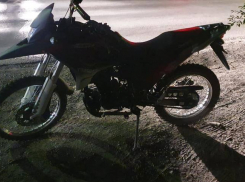 В Ростовской области двое подростков пострадали в ДТП с мотоциклом и пешеходом