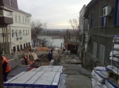 Лифт для инвалидов появится в Ростове на Казанской лестнице