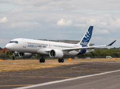 Авиакомпания «Азимут» по-прежнему рассчитывает приобрести Airbus A220