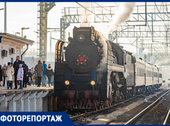 Путешествие во времени: ростовчане отметили 8 Марта поездкой на ретропоезде