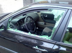 Дерзко угнать за 10 секунд припаркованную иномарку в Ростове решился не первой молодости мужчина 