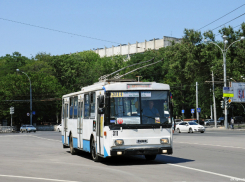 Чиновники Ростова решили обновить троллейбусный парк с помощью Москвы